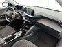 Peugeot e-208 EV Active Pack 50 kWh 136pk | Accu SOH 97,8% | Navigatie | Climate Control | Cruise Control | Armsteun | Led koplampen | DAB+ radio | Parkeersensoren | Keyless start | Apple Carplay / Android Auto | Bluetooth | Elektrisch inklapbare spiegels | Regensensor | Automatisch dimlicht | 16" lichtmetalen velgen |