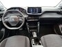 Peugeot e-208 EV Active Pack 50 kWh 136pk | Accu SOH 97,8% | Navigatie | Climate Control | Cruise Control | Armsteun | Led koplampen | DAB+ radio | Parkeersensoren | Keyless start | Apple Carplay / Android Auto | Bluetooth | Elektrisch inklapbare spiegels | Regensensor | Automatisch dimlicht | 16" lichtmetalen velgen |