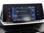 Peugeot e-208 EV Active Pack 50 kWh 136pk | Accu SOH 97,8% | Navigatie | Climate Control | Cruise Control | Armsteun | Led koplampen | DAB+ radio | Parkeersensoren | Keyless start | Apple Carplay / Android Auto | Bluetooth | Elektrisch inklapbare spiegels | Regensensor | Automatisch dimlicht | 16" lichtmetalen velgen |