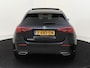 Mercedes-Benz A-klasse 250 e AMG Line Facelift /Panoramadak /Keyless Go /Winterpakket /Sfeerverlichting