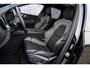 Volvo XC60 2.0 T6 Plug-in hybrid AWD Plus Black Edition | Luchtvering | Keyless Entry | Head-up Display | Panoramadak | Harman Kardon Audio | 360 Camera | Donker Glas | Elek. Verst. Voorstoelen