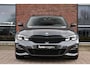 BMW 3-Serie Touring 320i M-Sport Shadow HiFi 19inch Camera NL-auto