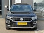Volkswagen T-Roc 1.5 TSI Sport/PANO-DAK/CAMERA/CARPLAY/NAVI/NETTE STAAT!!