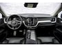 Volvo XC60 2.0 T8 Twin Engine AWD Inscription | Luchtvering | 20" | Panoramadak |360 Camera | Trekhaak | Adaptieve Cruise Control | Harman Kardon |