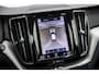 Volvo XC60 2.0 T8 Twin Engine AWD Inscription | Luchtvering | 20" | Panoramadak |360 Camera | Trekhaak | Adaptieve Cruise Control | Harman Kardon |
