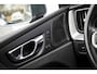 Volvo XC60 2.0 T8 Twin Engine AWD Inscription | Luchtvering | 20" | Panoramadak |360 Camera | Trekhaak | Adaptieve Cruise Control | Harman Kardon |