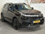 Lynk & Co 01 1.5 BLACK LINE PREMIUM PANORAMADAK 100 STUKS OP VOORRAAD ! VOL OPTIES ! 360 CAMERA ADAPTIVE CRUISE CONTROL SCHUIF/KANTELDAK APPLE CARPLAY/ANDROID RIJSTROOKSENSOREN ZEER MOOI !! Brgl