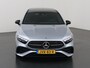 Mercedes-Benz A-klasse 180 Business Solution AMG | Panoramaschuifdak | Stoelverwarming | Achteruitrijcamera |  MULTIBEAM LED |