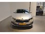 Skoda Octavia Combi 1.4 TSI iV PHEV Business Edition Stoelverwarming voor en achter - Stuurverwarming - Apple Carplay/Android Auto - Dodehoekdetectie - Adaptive Cruise - Trekhaak - Virtual Cockpit -