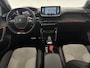 Peugeot e-2008 EV GT 50 kWh | Snelladen | SOH 92% | Pano | Sfeer | Virtual | Camera | Carplay | Adap. Cruise | Keyless