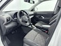 Toyota Yaris Cross 1.5 Hybrid Executive | 1e Eig. | Unieke km-stand! | Navigatie | Stoelverwarming | Head-up display | Parkeersensoren | Lm-wielen |