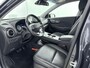 Hyundai Kona Electric EV Premium 64 kWh | Leer | Stoel + stuurverwarming | Stoelventilatie | Head-up display |