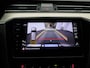 Volkswagen Passat Variant 1.5 TSI R-Line Business + | Trekhaak | Camera | Carplay | Stoelverwarming | Cruise Control | Keyless |