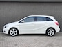 Mercedes-Benz B-klasse 200 Ambition | Panoramadak | Leder | Navigatie | | Dealeronderhouden | Nieuwe distributieketting |