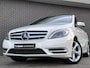 Mercedes-Benz B-klasse 200 Ambition | Panoramadak | Leder | Navigatie | | Dealeronderhouden | Nieuwe distributieketting |