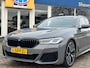 BMW 5-Serie Touring 520i Business Edition Plus | M-Sport | Orig. NL | M-Pakket | Laser verlichting |