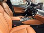 BMW 5-Serie Touring 520i Business Edition Plus | M-Sport | Orig. NL | M-Pakket | Laser verlichting |