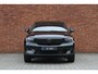 Volvo EC40 Single Motor Extended Range Plus Black Edition | DEMO DEAL| Panoramadak | Verwarmbare voorstoelen & stuurwiel | 360 graden camera | Premium audio by Harman Kardon | Adaptieve cruise control | Keyless | Warmtepomp