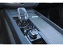 Volvo XC60 T8 Recharge AWD Ultra Black Edition - Luchtvering - Panorama/schuifdak - IntelliSafe Assist & Surround - 360º Camera - Bowers & Wilkins audio - Adaptieve LED koplampen - Verwarmde voorstoelen, stuur & achterbank - Parkeersensoren voor & achter - Elektr. bedienb. voorstoelen met geheugen - Head up display - Draadloze tel. lader - Extra getint glas - 21' LMV