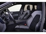 Volvo XC60 T8 Recharge AWD Ultra Black Edition - Luchtvering - Panorama/schuifdak - IntelliSafe Assist & Surround - 360º Camera - Bowers & Wilkins audio - Adaptieve LED koplampen - Verwarmde voorstoelen, stuur & achterbank - Parkeersensoren voor & achter - Elektr. bedienb. voorstoelen met geheugen - Head up display - Draadloze tel. lader - Extra getint glas - 21' LMV
