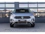 Volkswagen T-Roc 1.5 TSI 150pk DSG Life Edition | Trekhaak Afneembaar | Assistence Pakket Plus