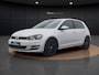 Volkswagen Golf 1.2 TSI Highline | Trekhaak | Navigatie | Camera | 17" | Climate control |