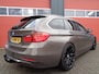 BMW 3-Serie Touring 328i High Executive Automaat 245PK Clima Cruise Leer LMV NL-Auto