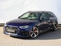 Audi RS4 Avant 2.9 TFSI quattro competition plus | Pano | Alcantara bekleed stuur | 360° camera | Massage | Carbon inleg | Stoelver. v+a | Verwarmbaar stuurwiel | Super sport stoelen | HUD | Ambient Light | B&O |