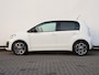 Volkswagen Up! 1.0 R-Line 60 pk | Climate control | Cruise control | Steunhaak | 16" Triangle | Camera