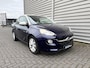 Opel Adam 1.0 Turbo 90pk Jam Favourite | Stoelverwarming | Stuurverwarming | Apple Carplay | Pakeersensoren achter | Cruise Control | Metallic lak |