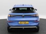 Volkswagen T-Roc 1.5 eTsi Life First Edition | Trekhaak | Stoel- & Stuurverwarming | Dodehoek detectie | Camera |