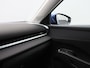 Volkswagen T-Roc 1.5 eTsi Life First Edition | Trekhaak | Stoel- & Stuurverwarming | Dodehoek detectie | Camera |