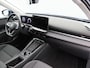 Volkswagen T-Roc 1.5 eTsi Life First Edition | Trekhaak | Stoel- & Stuurverwarming | Dodehoek detectie | Camera |