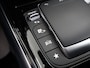 Mercedes-Benz GLA 200 Business Solution Luxury | Trekhaak | Stoelverwarming | Getint glas | Achteruitrijcamera |