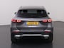 Mercedes-Benz GLA 200 Business Solution Luxury | Trekhaak | Stoelverwarming | Getint glas | Achteruitrijcamera |