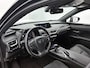 Lexus UX 250h Preference Line | BTW voertuig | Dealer onderhouden | Blind Spot Monitor | Stoel+stuurverwarming | Climate Control | Achteruitrijcamera | Parkeersensoren voor+achter | Cruise Control Adaptive |