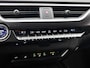 Lexus UX 250h Preference Line | BTW voertuig | Dealer onderhouden | Blind Spot Monitor | Stoel+stuurverwarming | Climate Control | Achteruitrijcamera | Parkeersensoren voor+achter | Cruise Control Adaptive |
