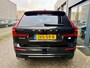 Volvo XC60 2.0 T8 Plug-in hybrid AWD Plus Black Edition trekhaak, panoramadak