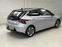 Hyundai i20 1.0 T-GDI Premium / Navigatie / Camera / Stoel- en Stuurverwarming / Adaptive Cruise Control / BOSE Audio / Climate Control / LED Verlichting / Digitaal Dashboard /
