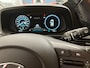 Hyundai i20 1.0 T-GDI Premium / Navigatie / Camera / Stoel- en Stuurverwarming / Adaptive Cruise Control / BOSE Audio / Climate Control / LED Verlichting / Digitaal Dashboard /