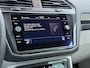 Volkswagen Tiguan 1.4 TSI eHybrid PHEV ELEK. ACHTERKLEP| STOEL MASSAGE| STOEL + STUURVERWARMING| PARKEERSENS. VOOR EN ACHTER| RIJKLAARPRIJS INCL. 12 MND BOVAG GARANTIE