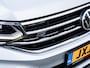 Volkswagen Tiguan 1.5 TSI R-Line Business+ | IQ Light | Navigatie | Camera | Matrix LED | Adaptieve Cruise Control | Navigatie | Virtual Cockpit | Apple Carplay | Android Auto | Metallic Lak | 3x R-Line | 19'' Lichtmetalen Velgen |
