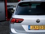 Volkswagen Tiguan 1.5 TSI R-Line Business+ | IQ Light | Navigatie | Camera | Matrix LED | Adaptieve Cruise Control | Navigatie | Virtual Cockpit | Apple Carplay | Android Auto | Metallic Lak | 3x R-Line | 19'' Lichtmetalen Velgen |