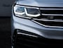 Volkswagen Tiguan 1.5 TSI R-Line Business+ | IQ Light | Navigatie | Camera | Matrix LED | Adaptieve Cruise Control | Navigatie | Virtual Cockpit | Apple Carplay | Android Auto | Metallic Lak | 3x R-Line | 19'' Lichtmetalen Velgen |