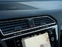 Volkswagen Tiguan 1.5 TSI R-Line Business+ | IQ Light | Navigatie | Camera | Matrix LED | Adaptieve Cruise Control | Navigatie | Virtual Cockpit | Apple Carplay | Android Auto | Metallic Lak | 3x R-Line | 19'' Lichtmetalen Velgen |