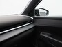 Volkswagen T-Roc 1.5 eTsi R-Line First Edition | Trekhaak | Black Style | Full LED | Stoel- & Stuurverwarming | Camera |
