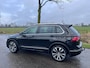 Volkswagen Tiguan 1.5 TSI ACT Highline Business R, pano, trekhaak