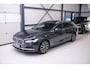 Volvo V90 2.0 T6 AWD Inscription 340 pk | Trekhaak | Panoramadak | Pine Grey | NL auto NAP | Camera | Dealer OH | 1e eigenaar | Zonneschermen |