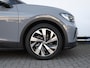 Volkswagen ID.4 Pro Limited Edition 77 kWh 286PK | Panoramadak | Trekhaak | Led Matrix | stoel/stuurverwarming | Camera | Warmtepomp