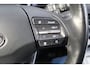 Hyundai Kona Electric EV Premium 64 kWh | Leder | Stoel-/Stuurverwarming | HUD | Pano | Premium audio